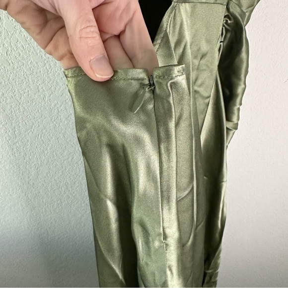 NWT REFORMATION Casette Silk Midi Dress in Artichoke SZ US 12 - Picture 5 of 8